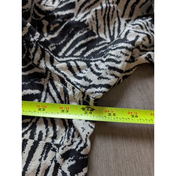 Cynthia Rowley Black White Zebra Print 100% Linen Button-Front Tunic Top Size 2X - Picture 7 of 7